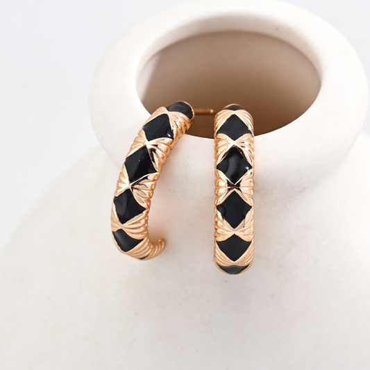 Vintage Radiance Gold & Black Hoop Earrings