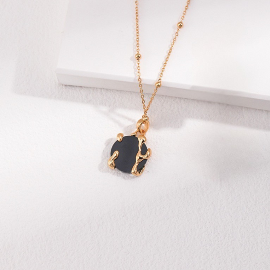 Embrace of Noir Necklace