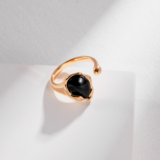 Drop Noir Ring